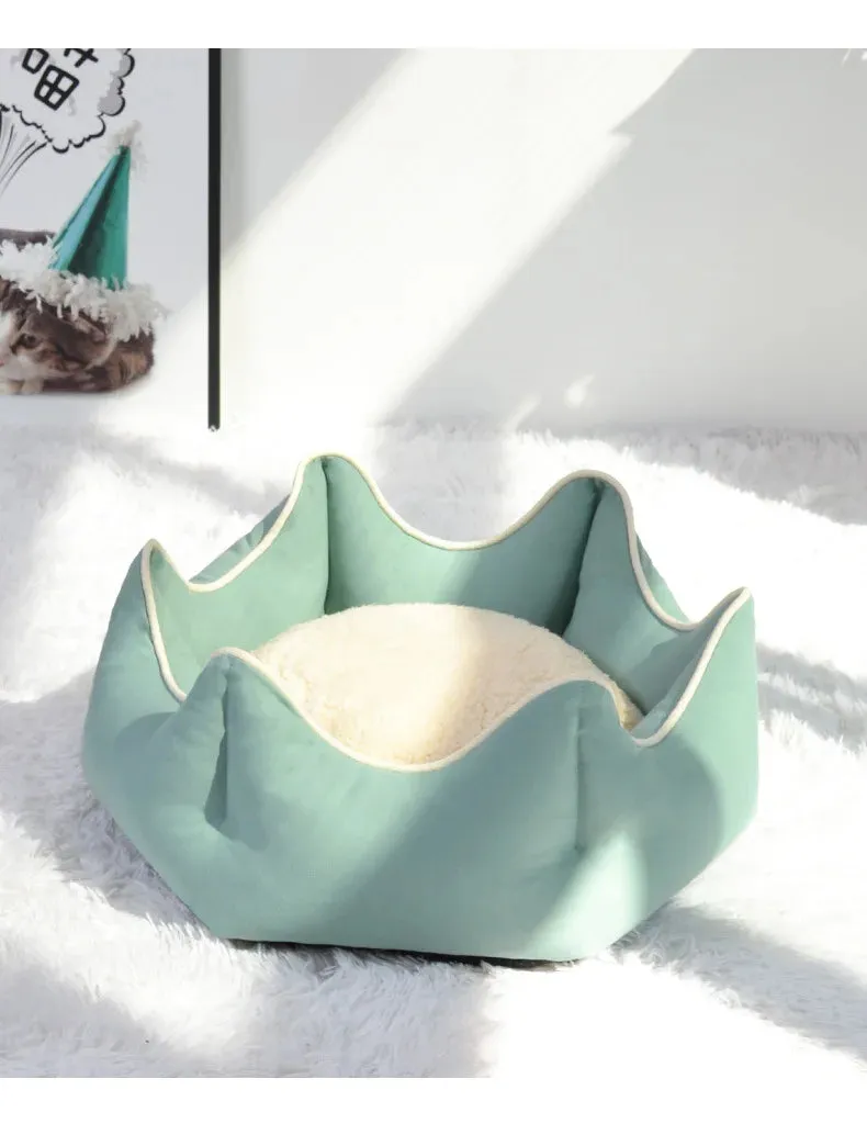 CrownNest Pet Bed